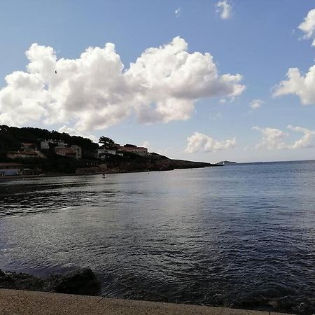 T 2 A 5 Mn A Pied De La Mer Sanary-sur-Mer Zewnętrze zdjęcie