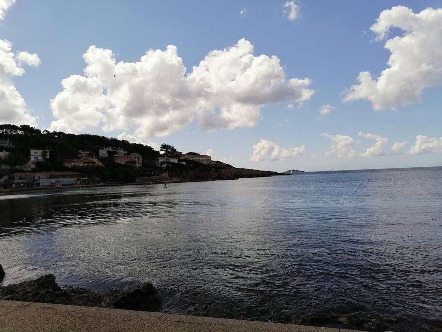 T 2 A 5 Mn A Pied De La Mer Sanary-sur-Mer Zewnętrze zdjęcie